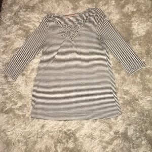 Striped 3/4 sleeve top.